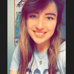 Meet your Posher, Alysa